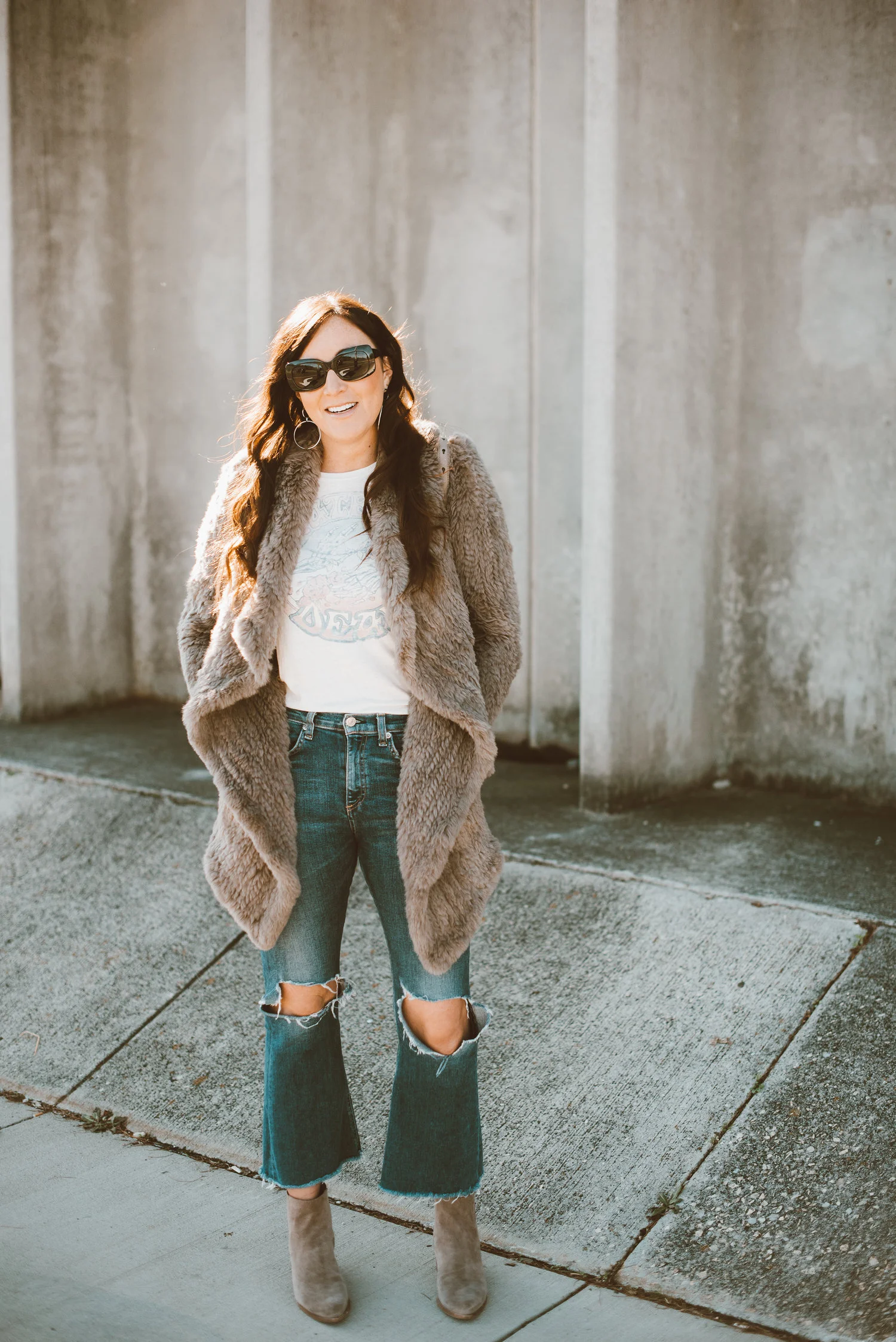 grateful dead tee and fur coat
