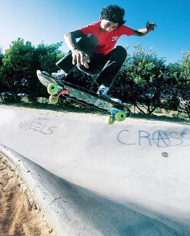 Derby (probably 84) upstream frontal release via @jgrantbrittain 
I think this was the pic used for my checkout in @transworldskate 
I believe it&rsquo;s the oldest park in California,constructed in 76. It got a facelift in 2012 or so. Rad to know th