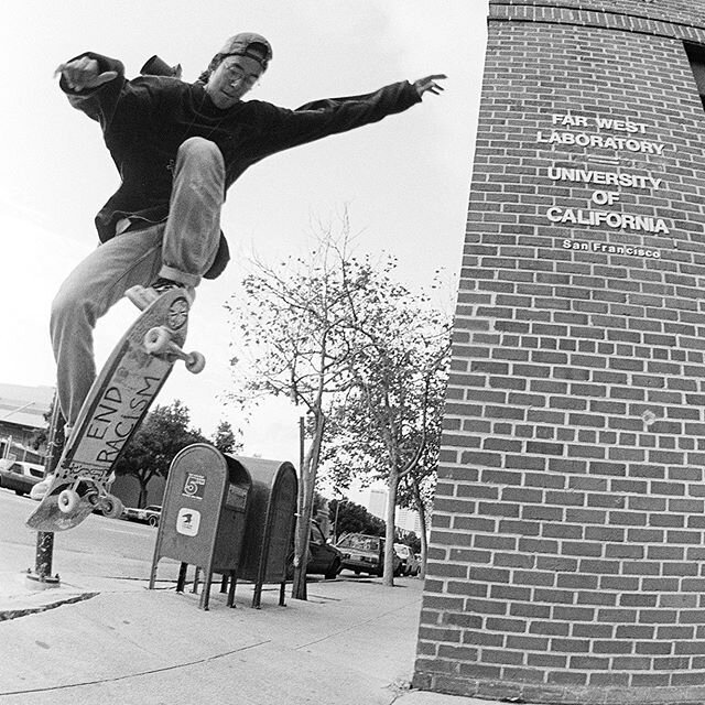 SF 1989. 📷 @brycekanights 
Big thanks to all those in the streets fighting for a better tomorrow. Be safe. ✊🏾✌🏾🖤
#blm
#endracism 
#endsystemicracism