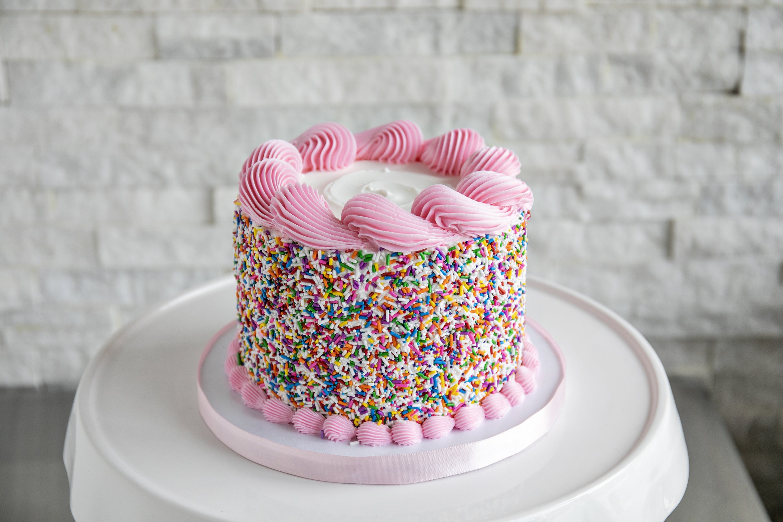 SIGNATURE CAKES – Bon ApaTreat