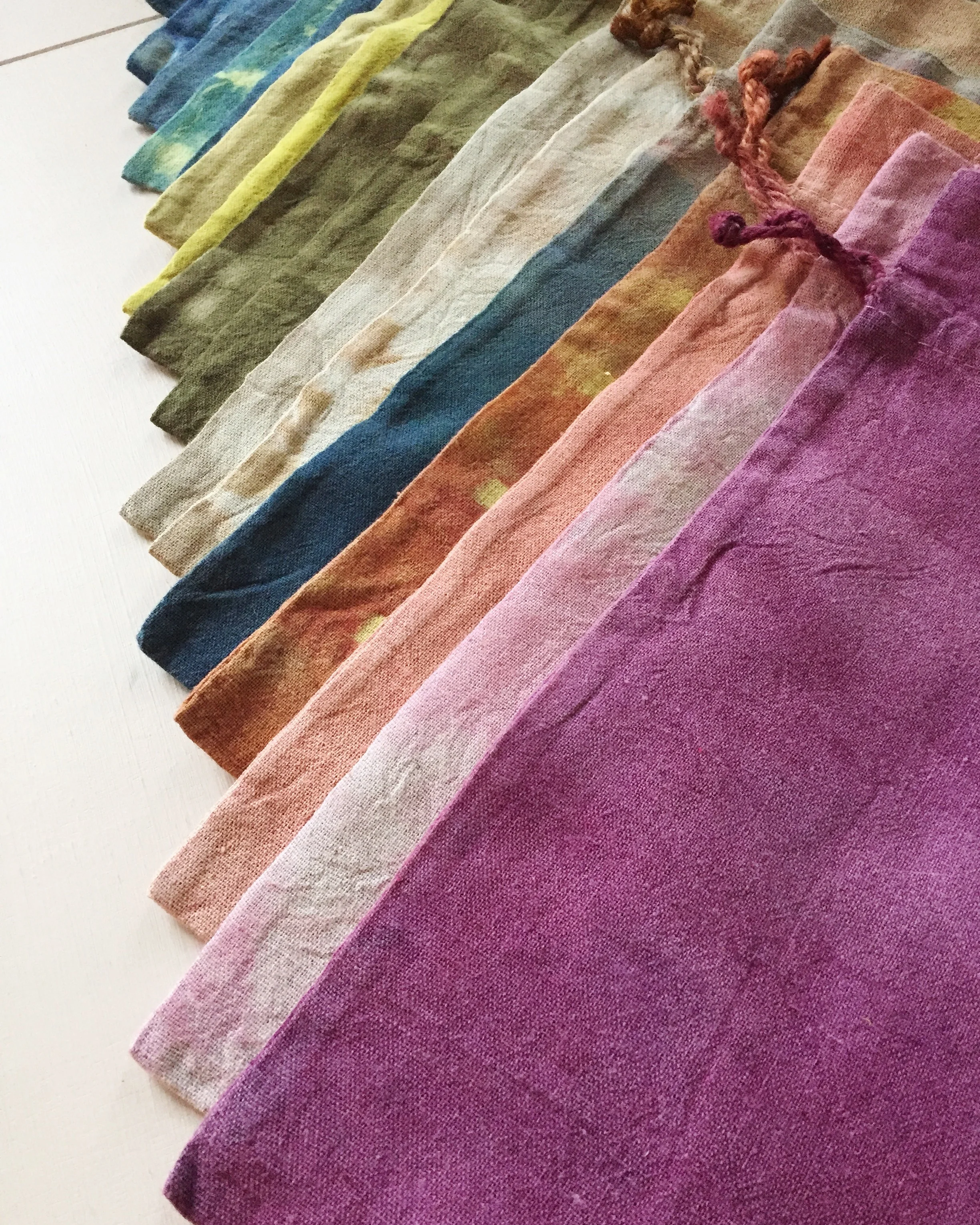 naturally dyed linen wine bags //