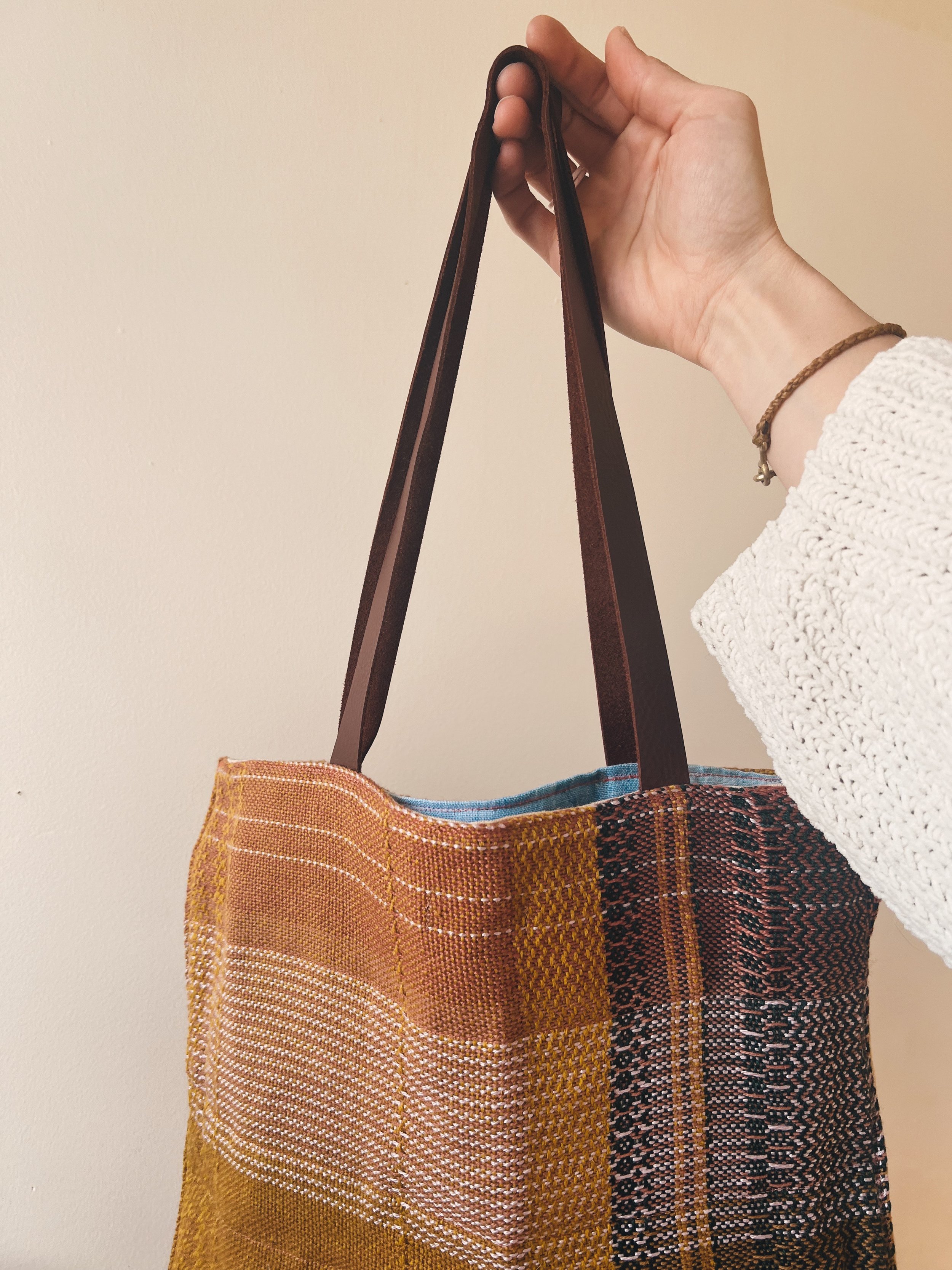 twt-everydaytote2-c.JPG