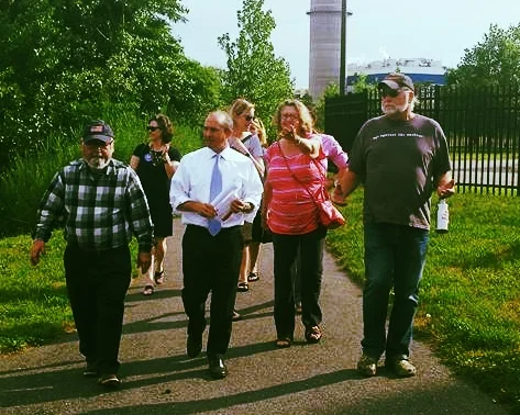 Gubernatorial Candidate, Jay Gonzalez, Visits Site