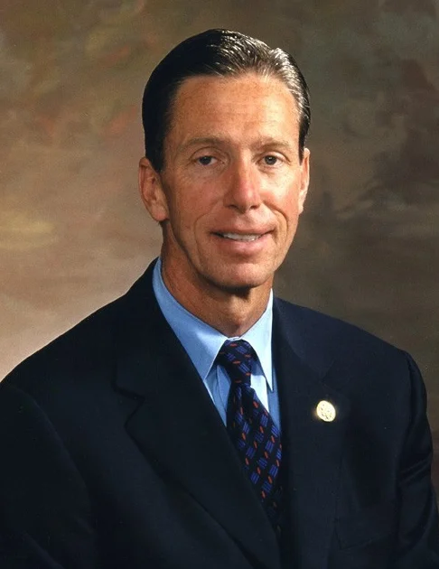 Congressman Lynch Meets with Local Residents