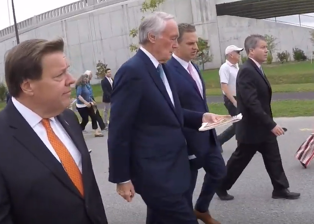Sen. Markey visits proposed compressor station site