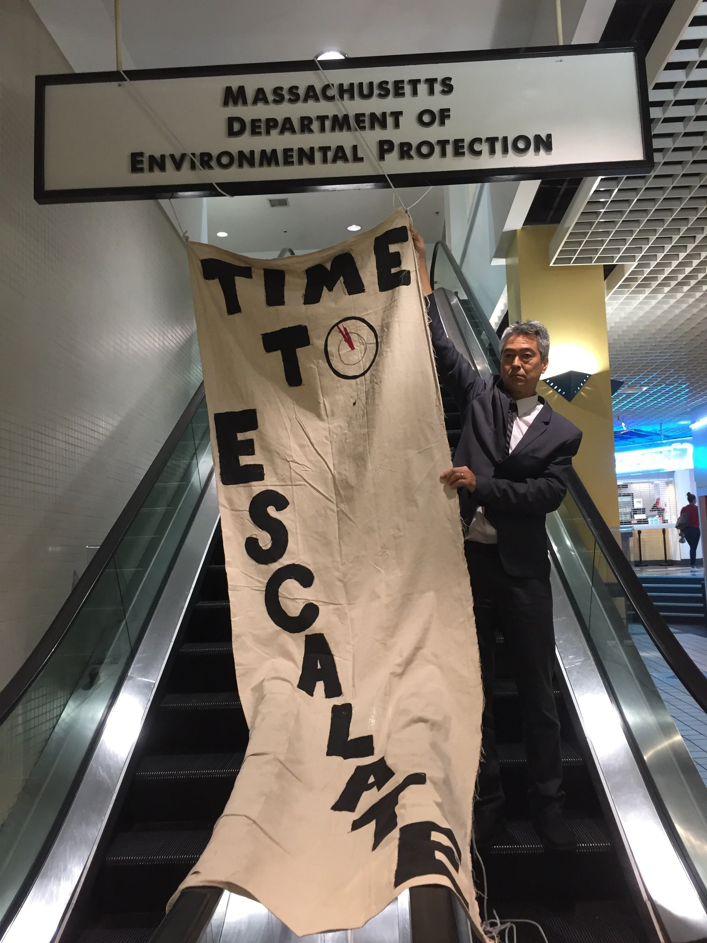 Interview with Dr. Nathan Phillips about his hunger strike [video]