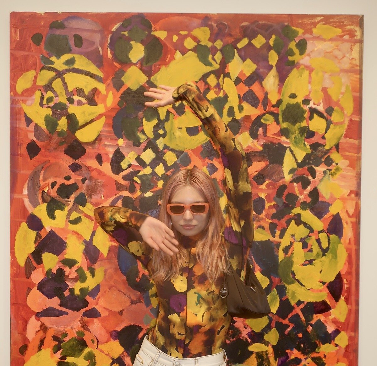 Spotted at Frieze LA 2020 with Ganna Bogdan (ganna_bogden) standing in front of Terry Winters painting at Matthew Marks Gallery