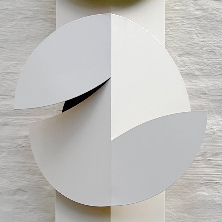 Totem_Artboard 2_square.jpg