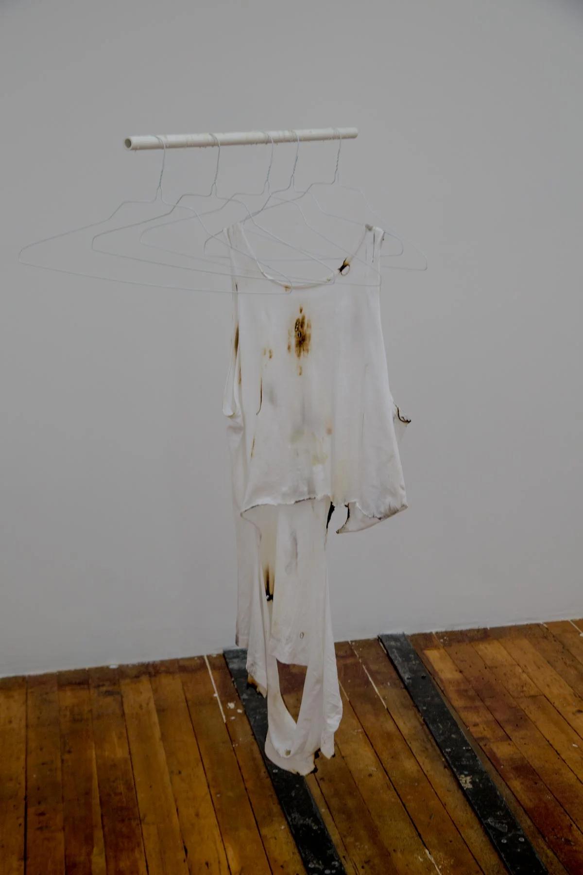 Aria Dean, Travel Gear, 2016