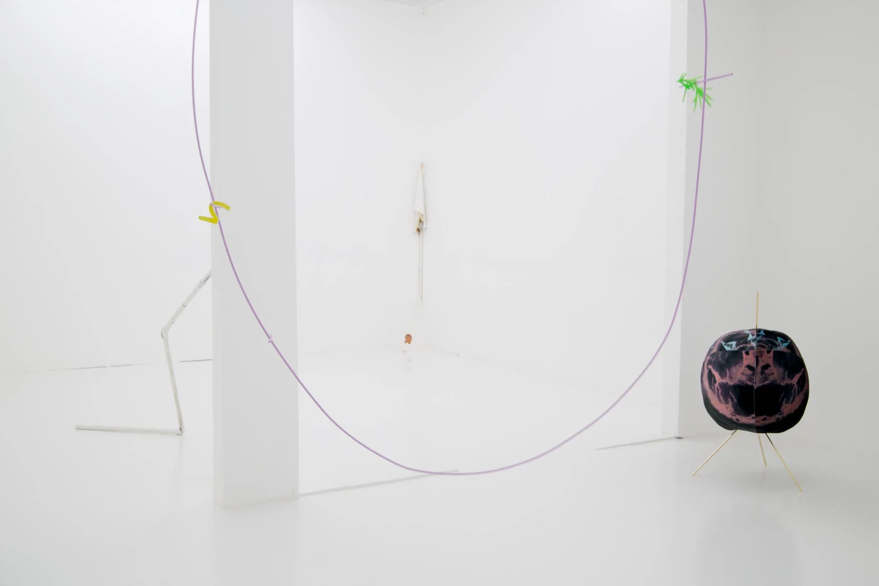 Hannah Boone, Aria Dean, Merideth Hillbrand, Installation view