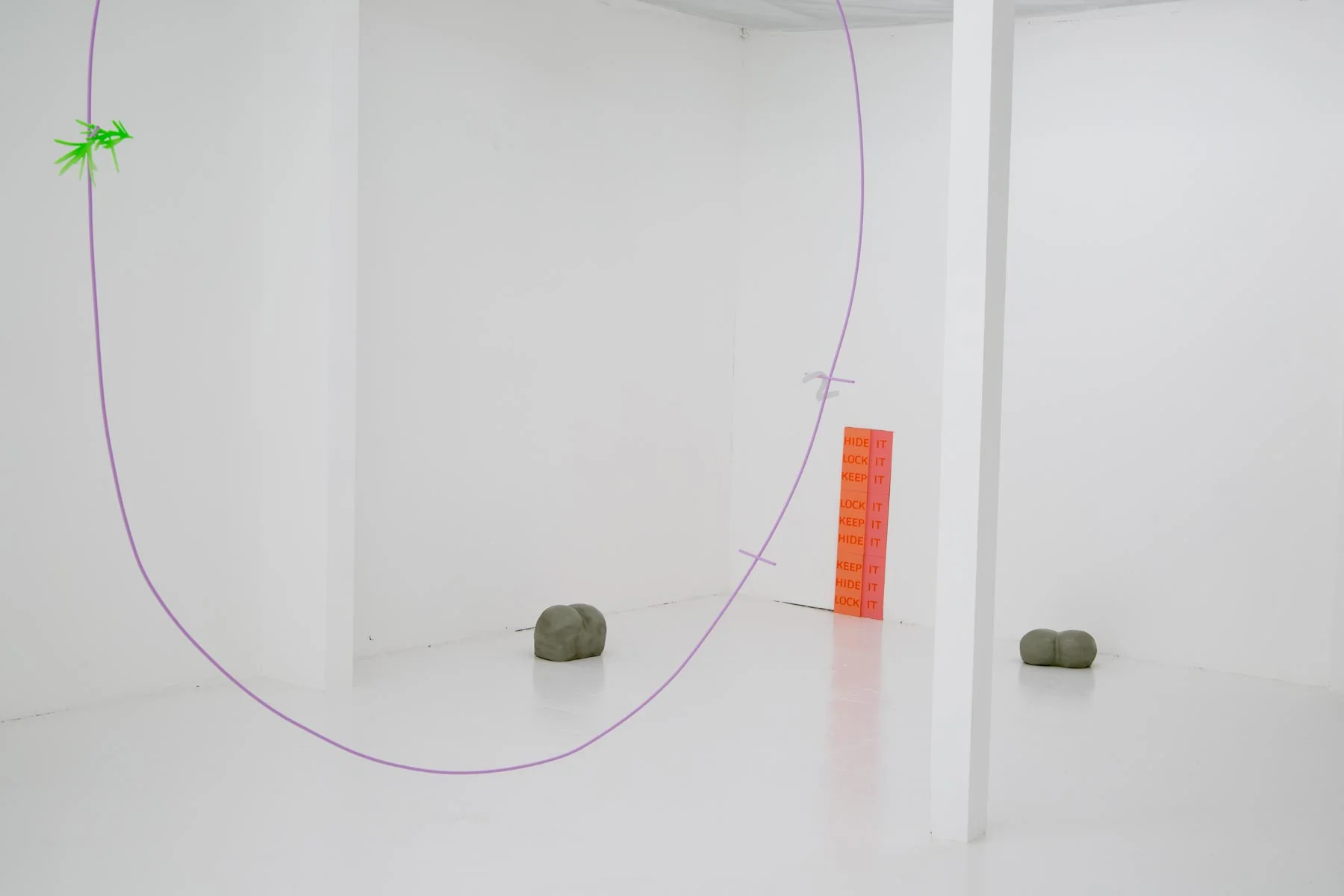 Hannah Boone, Merideth Hillbrand, Installation view