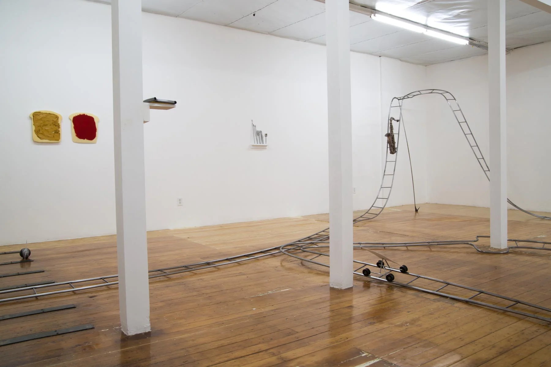 Gracie Devito, Installation View, Jazz Rollercoaster, La Bonheur