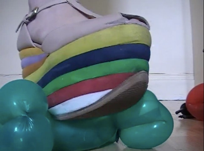 Abby Lloyd, Balloon Stomp , 2018