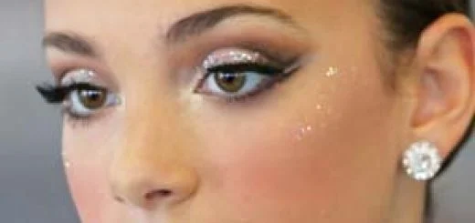 Stage-Glitter-Makeup-520x245.jpg