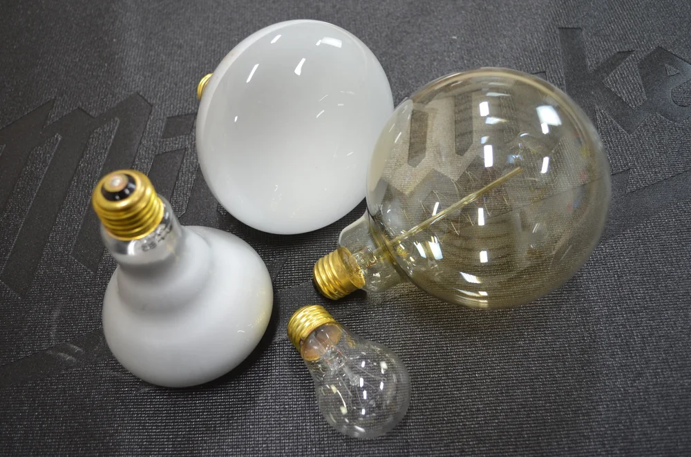 assortment-of-incandescent-lamps-bulbs