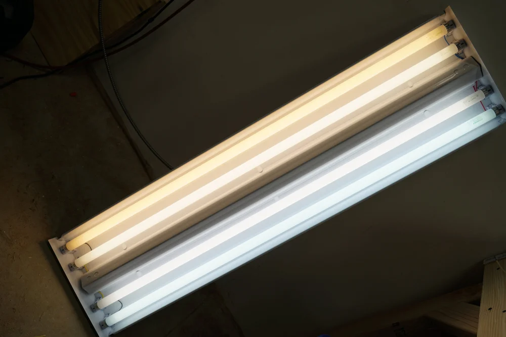 t8-fluorescent-lamps-2700k-3500k-4100k-5000k