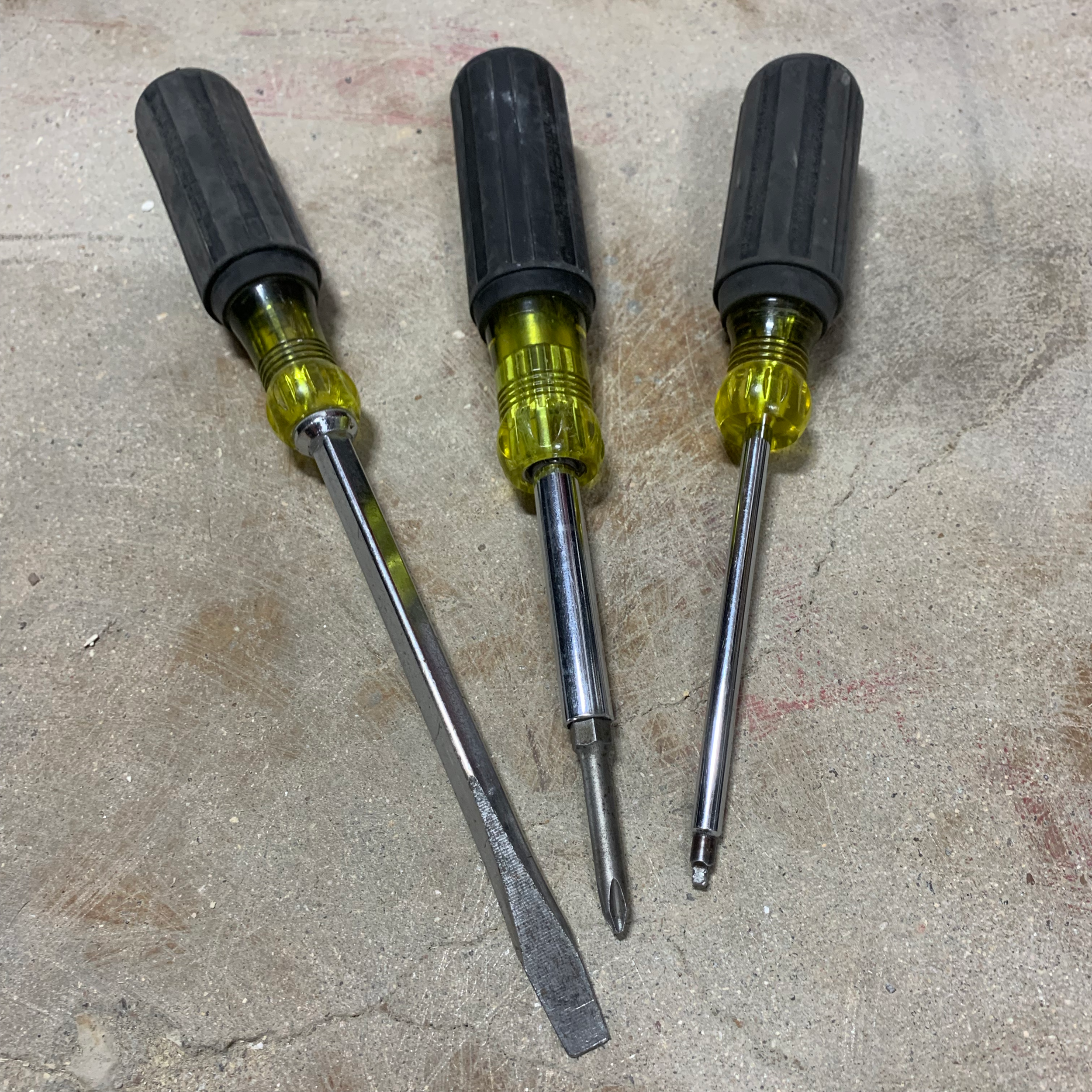 screw-drivers.png