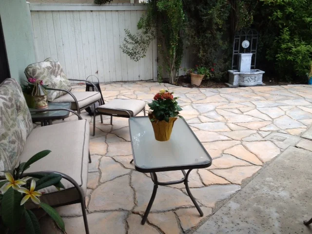 Sereno Stone Patio (Project on a Pallet)