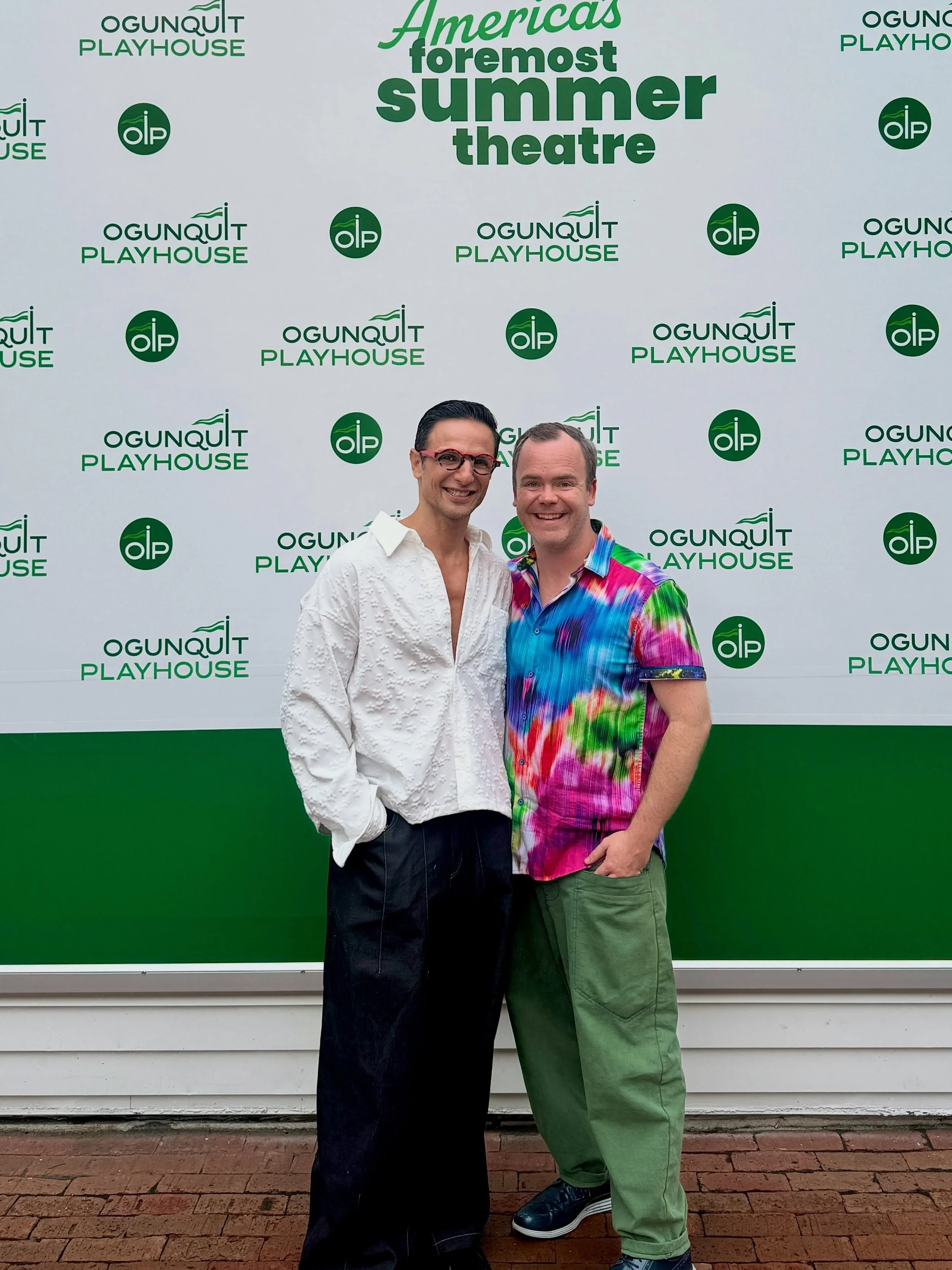 Trip to see  @elliottmattox  in CITY OF ANGELS at @ogunquitplayhouse ! Such a wonderful visit, and congrats to all involved in this amazing production! 🏙️🎞️💃🏻🕵🏻&zwj;♂️❤️
#ogunquit #ogunquitplayhouse #husbandandhusband