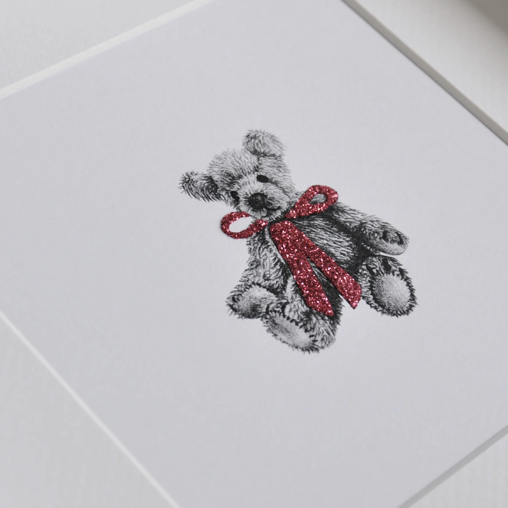 LaleGuralp_Teddy_PinkGlitter_Detail.jpg