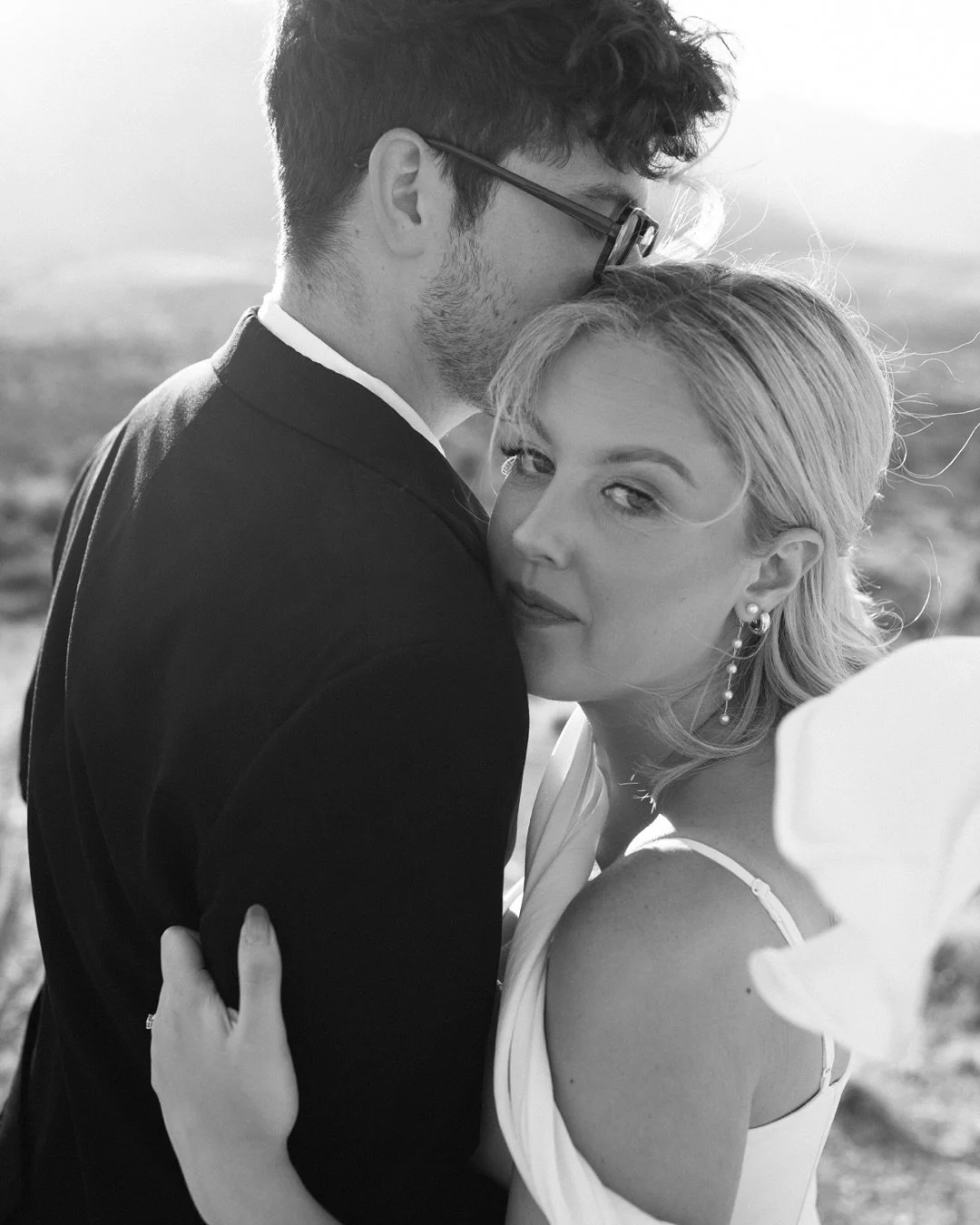 Sydney &amp; Ethan - y&rsquo;all were a dream 🥹 would gladly hang out in the desert again with you any time.
#laurenraephotography #vegaselopement #lasvegaselopementphotographer #elopementinspo 

Las Vegas elopement photographer, desert elopement in