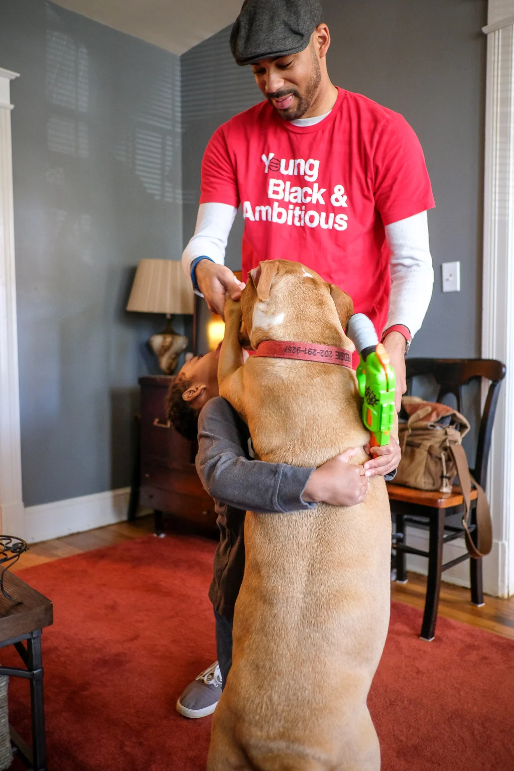 Yes, dogs can give bear hugs.