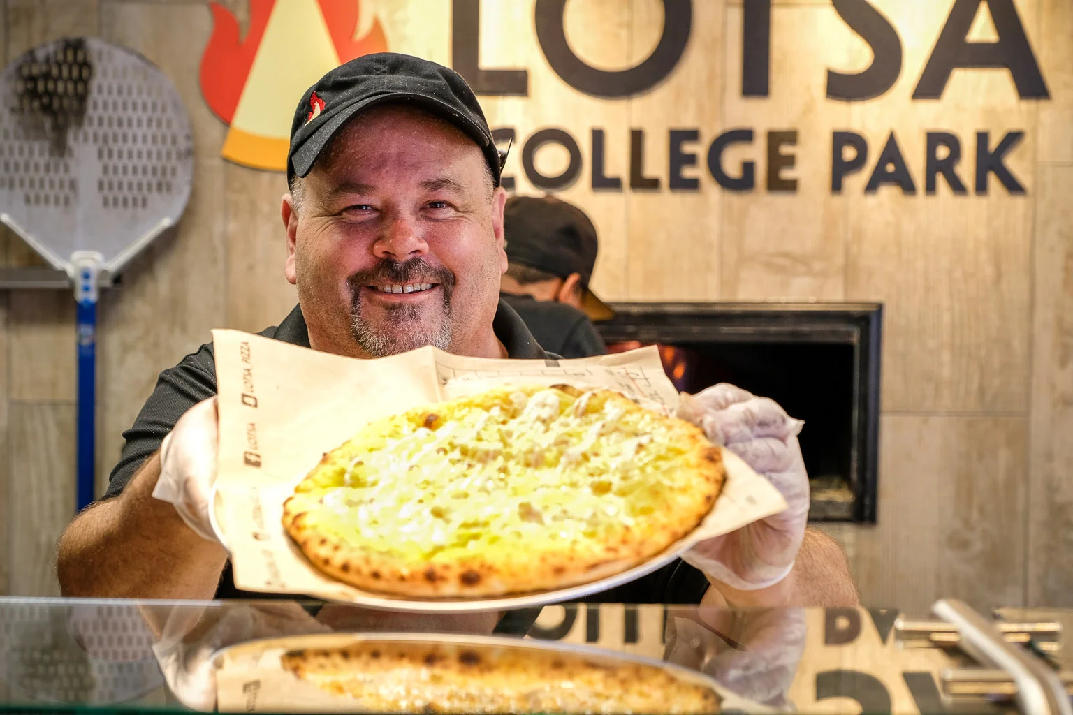 ...and BOOM! You're out the door with a box full o' joy. Can you tell I'm a pizza dude?