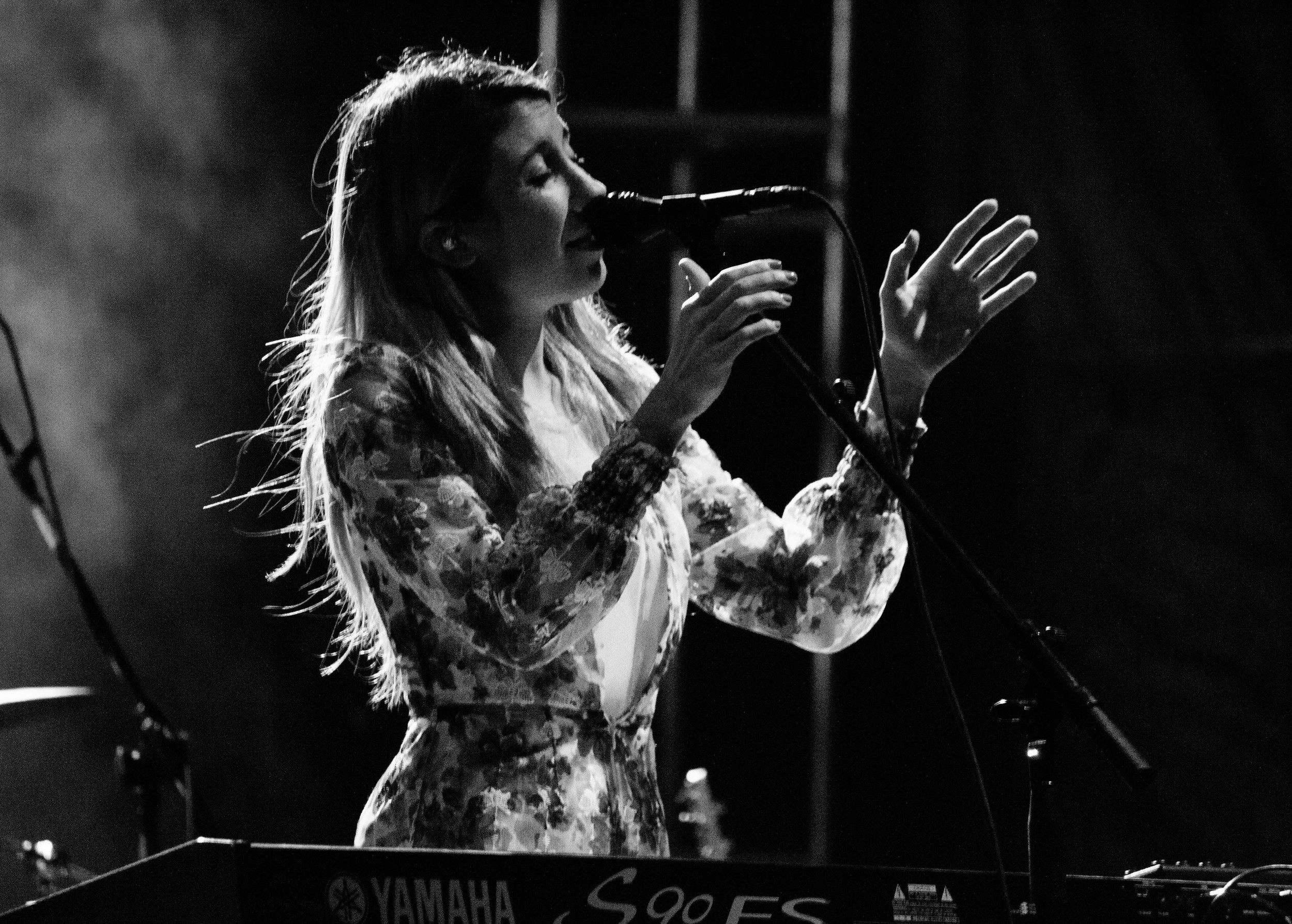 Nicole Miglis, Hundred Waters