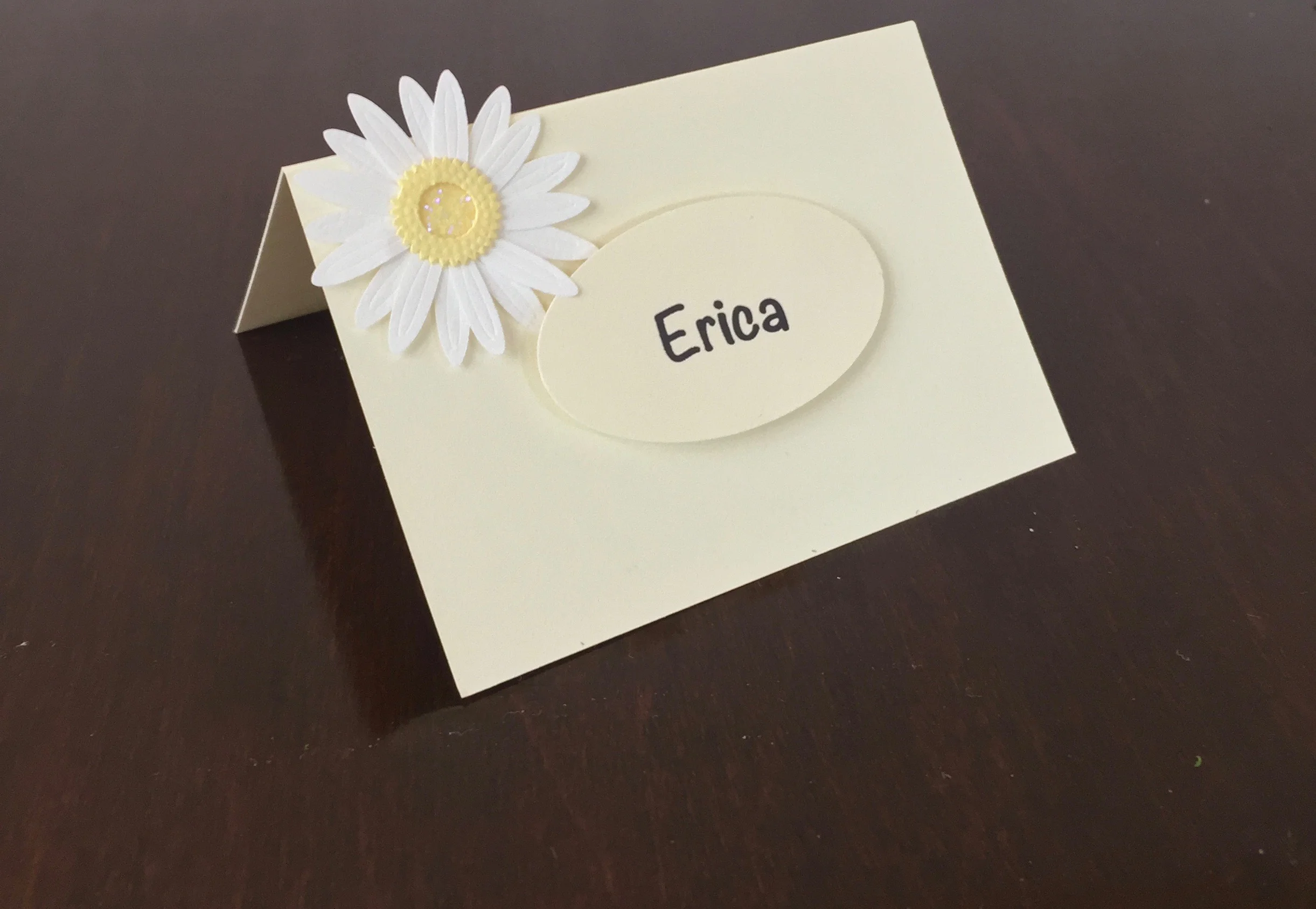 Simple yet adorable seating card
