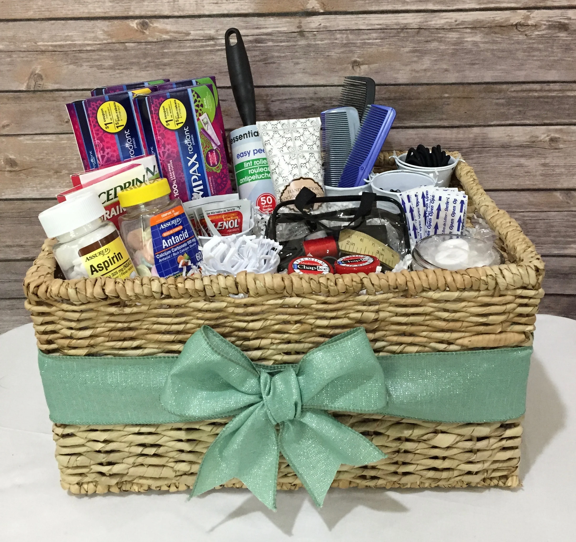 Bathroom Amenities Basket