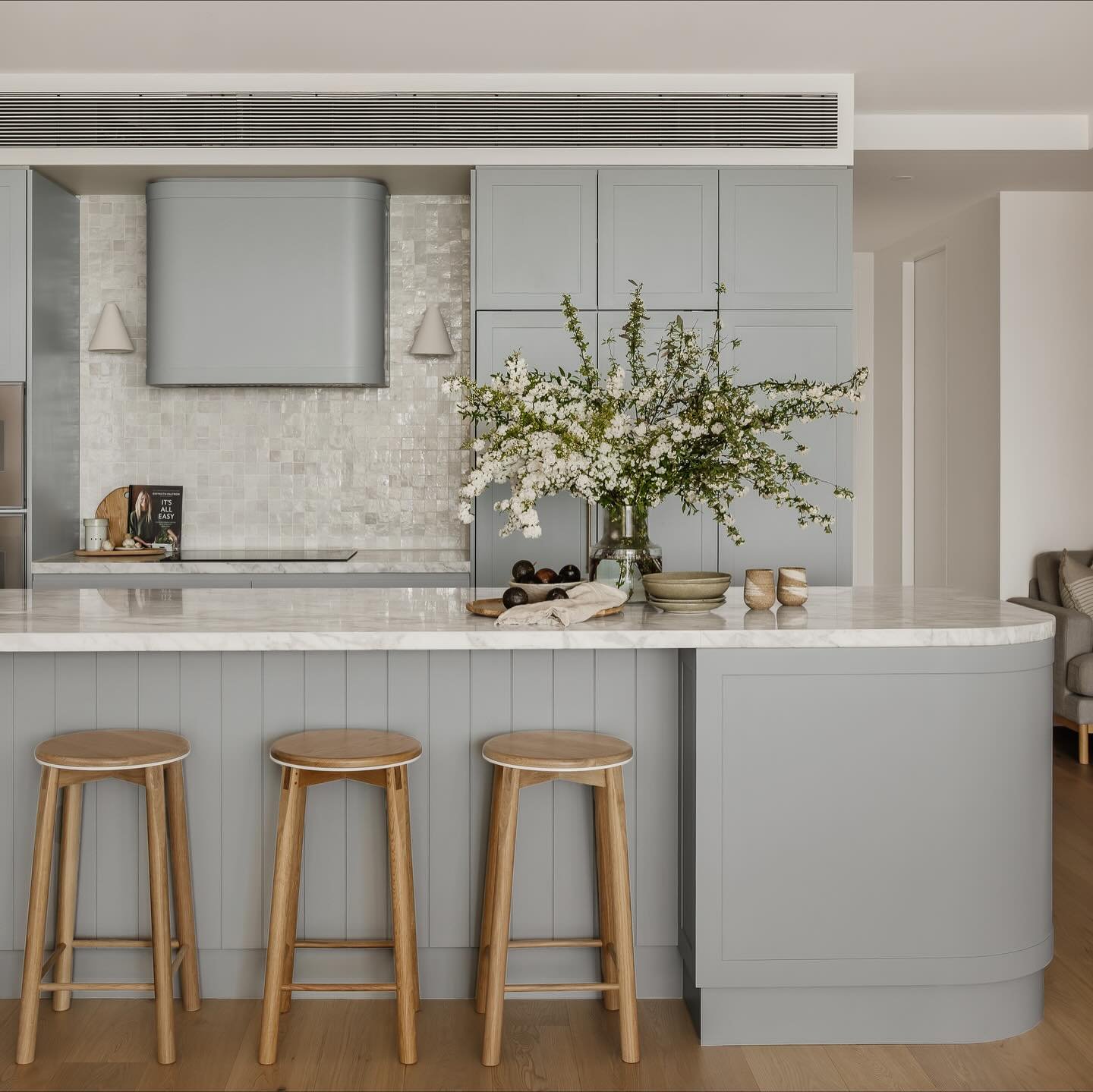 Introducing our second Manly project! We converted this tired three bedroom top floor apartment into a four bedroom retreat for our clients to use as a weekender for their entire family. Over looking the water, we took cues from our surrounds and cre