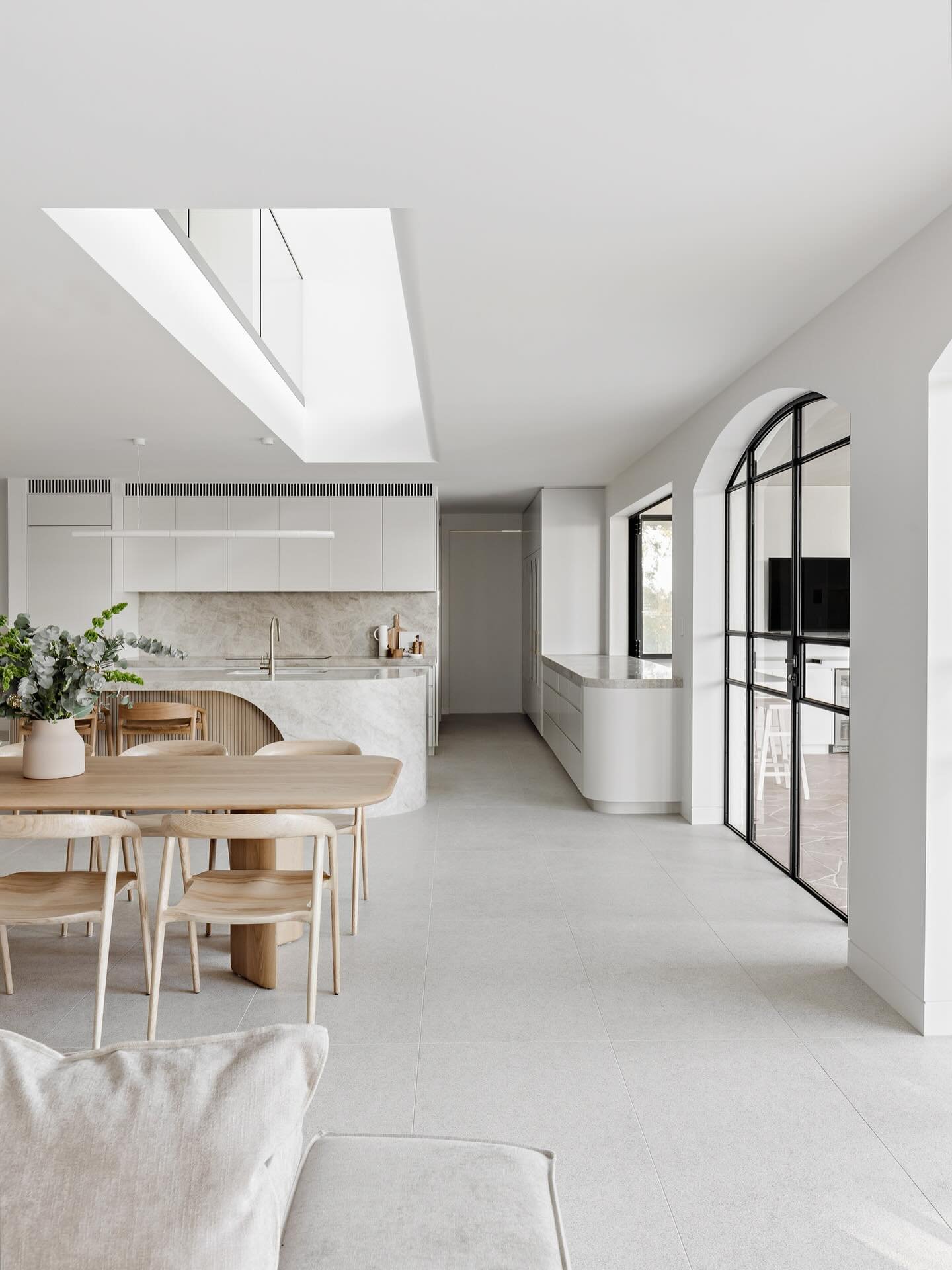 We have some exciting news!!! Our Burraneer project has been selected as a finalist in the 2025 HIA People&rsquo;s Choice Award! We poured our hearts into this project with the @mattbuildgroup team and it&rsquo;s so rewarding to hear this news! If yo