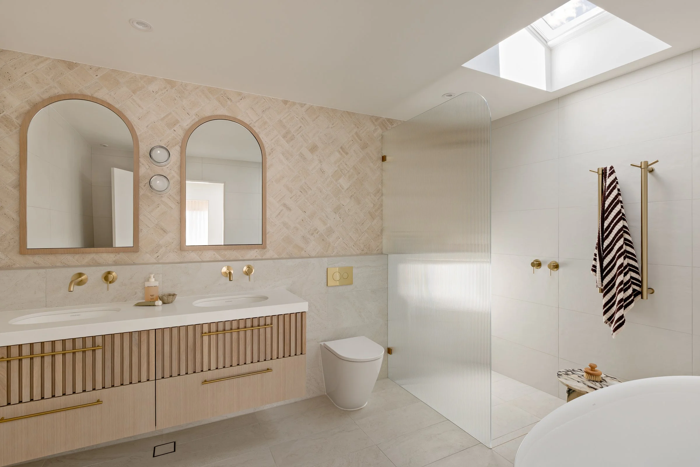 Clovelly Brighter WR-17.jpg