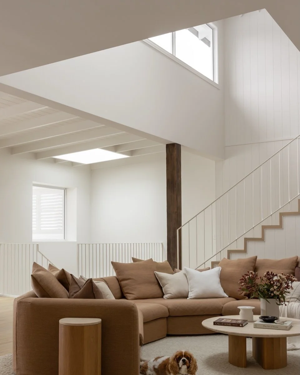 Introducing the warmest and coziest feeling project&hellip;Oatley! It&rsquo;s calm and serene but it also feels like a big warm hug. We couldn&rsquo;t have asked for more beautiful clients and the most amazing builder @bamconstructionsgroup bought ev