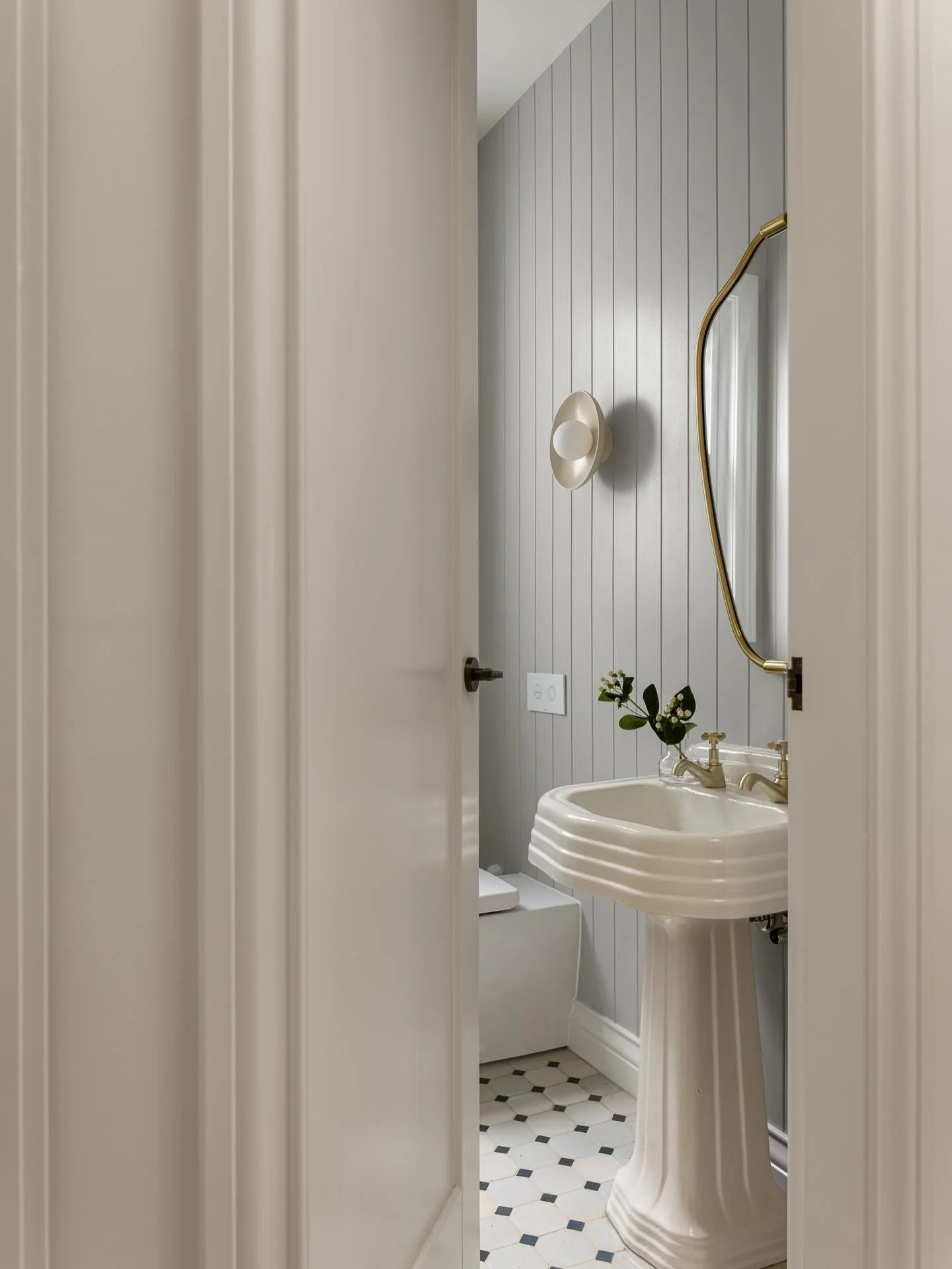 The powder room at our Oatley project was my favourite room in the whole house. We had the opportunity to do something we had never done before, refurbish the old steel pedestal basin from the original house and bring it back to life! There is only o