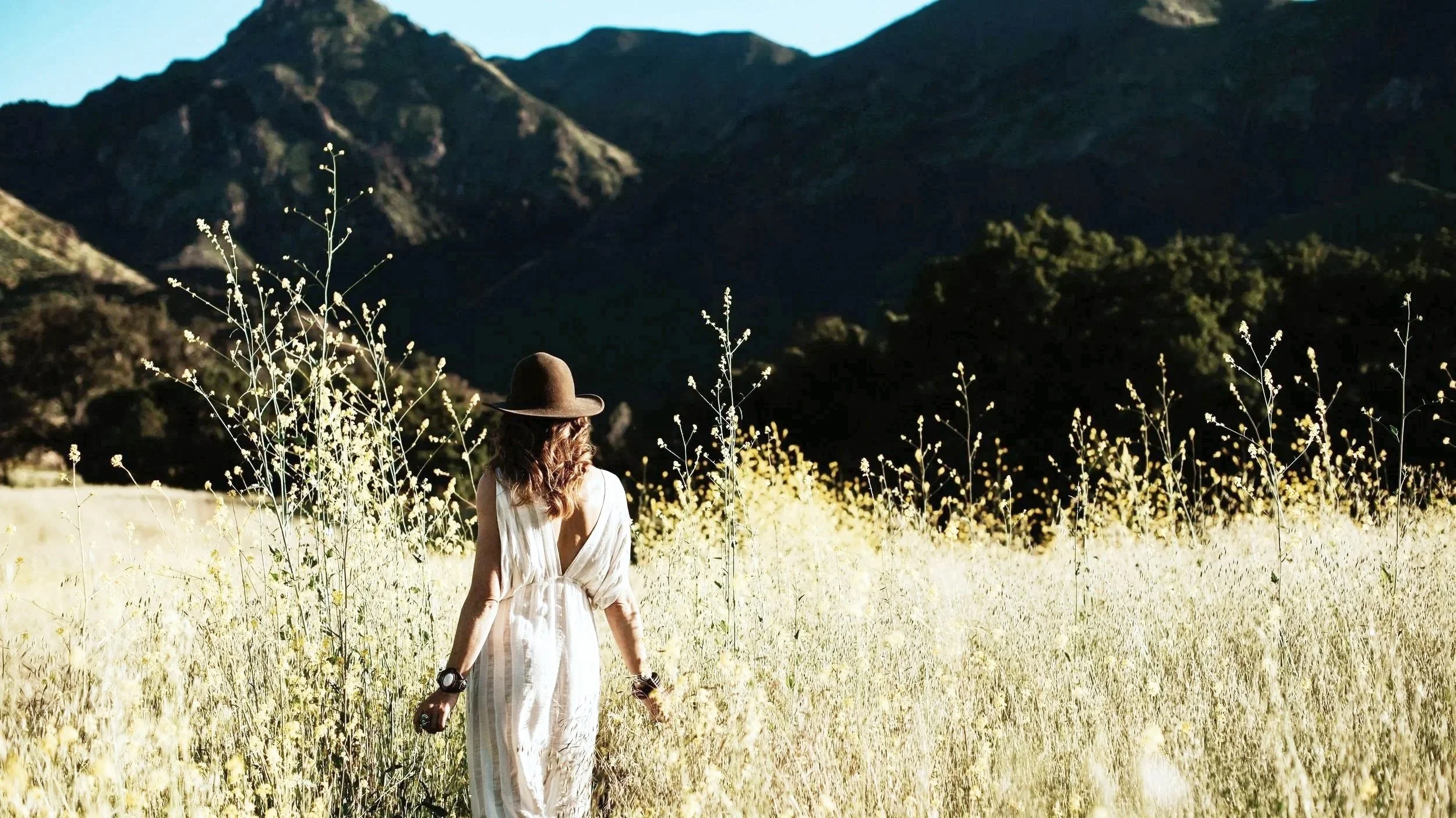 KELLRICHESPHOTOGRAPHY-AUMNI-APPAREL-ORIGINAL-MUSE-MALIBU-48.jpg