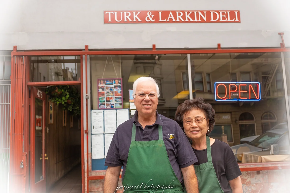 ISO 200 16-55mm f/2.8 lens @ 24.2mm f/3.6 1/250sec