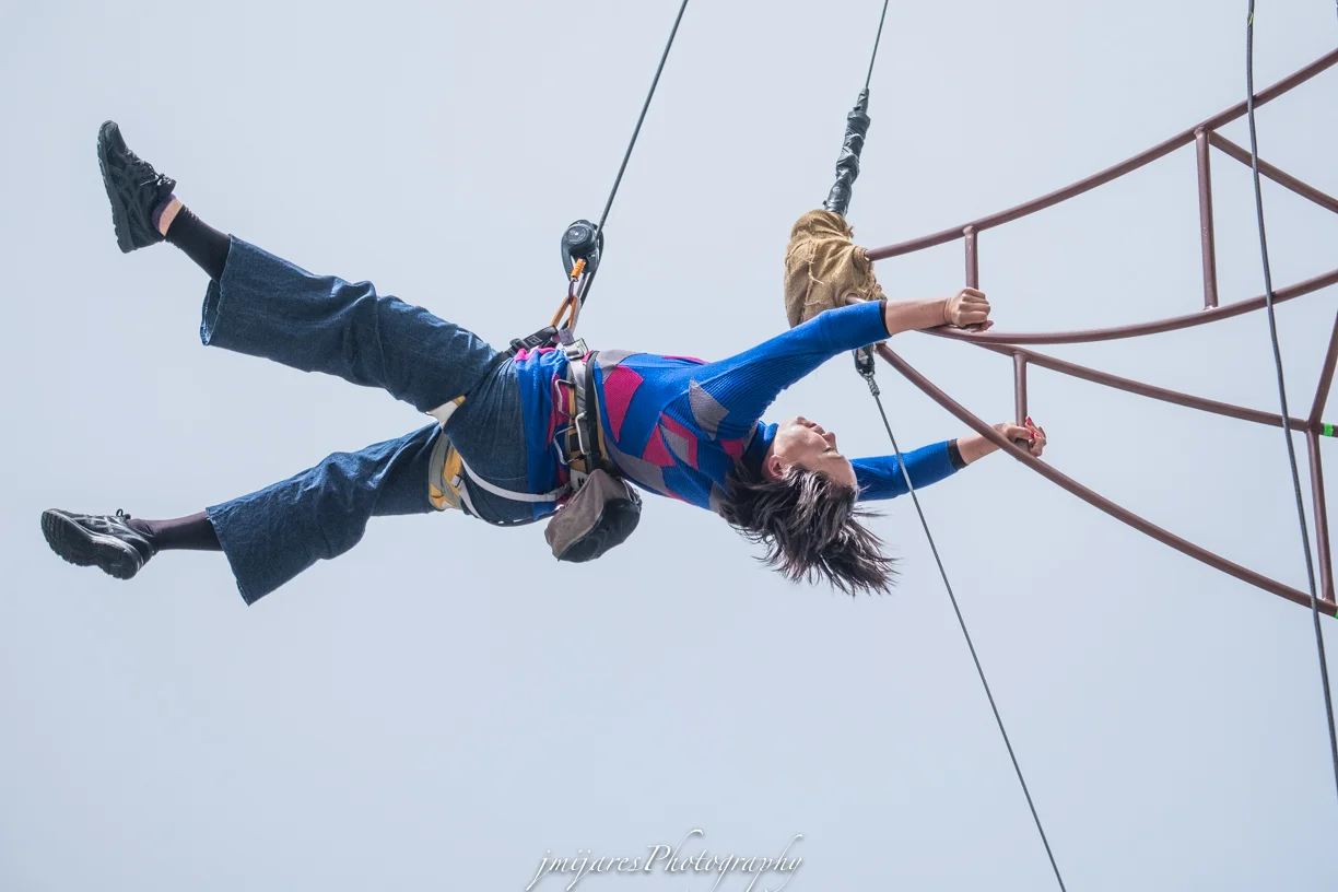 XT2B5413 - Flyaway Productions Tender.jpg