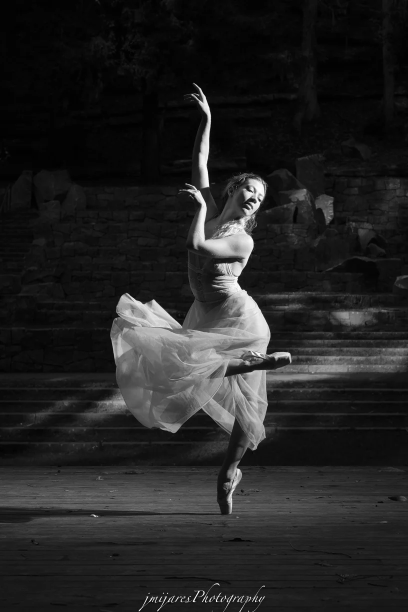PoppySeed Dancer The Power of Black & White — Photos on the Run