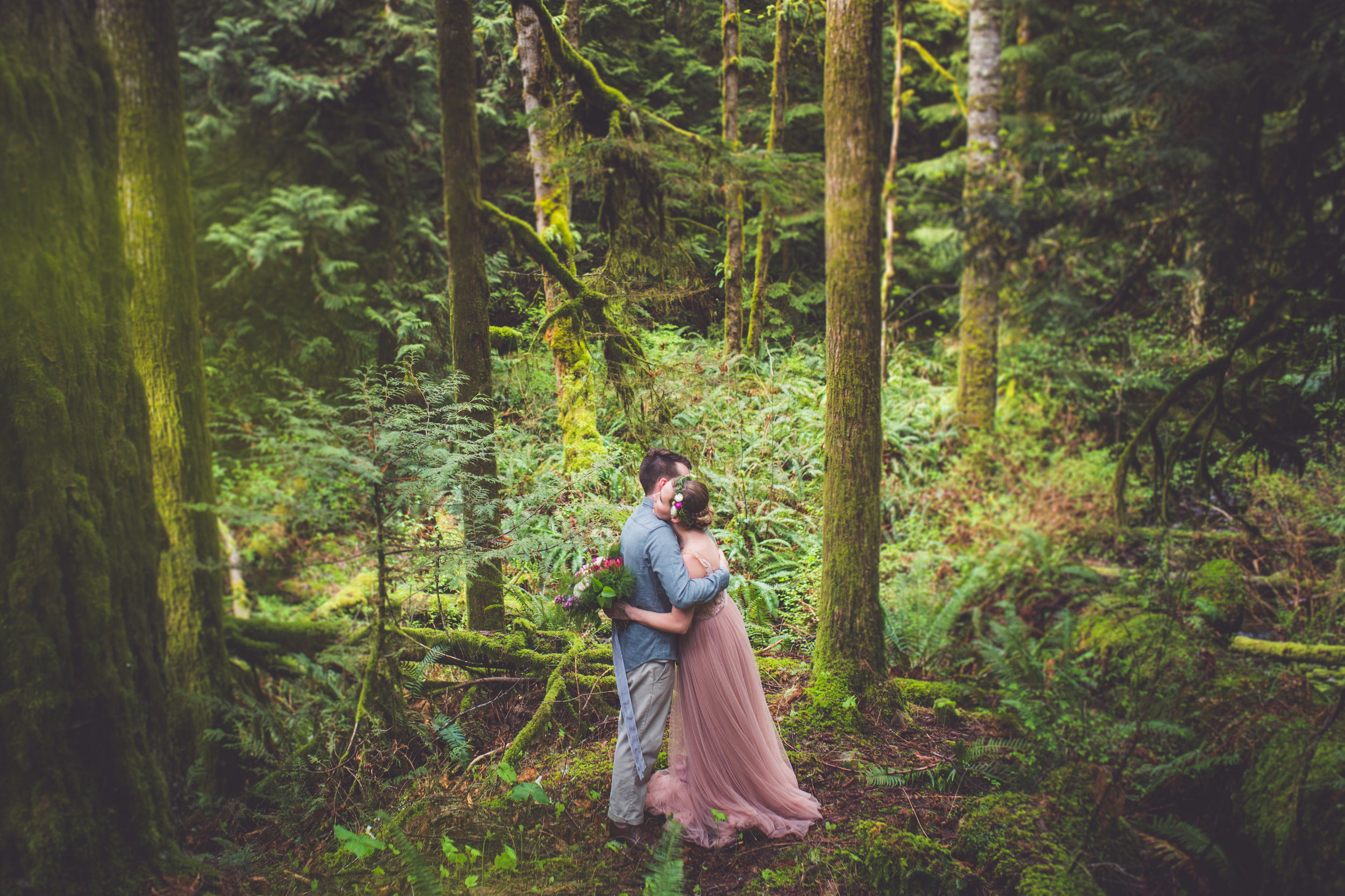 Romantic Vancouver Island Wedding Photographer