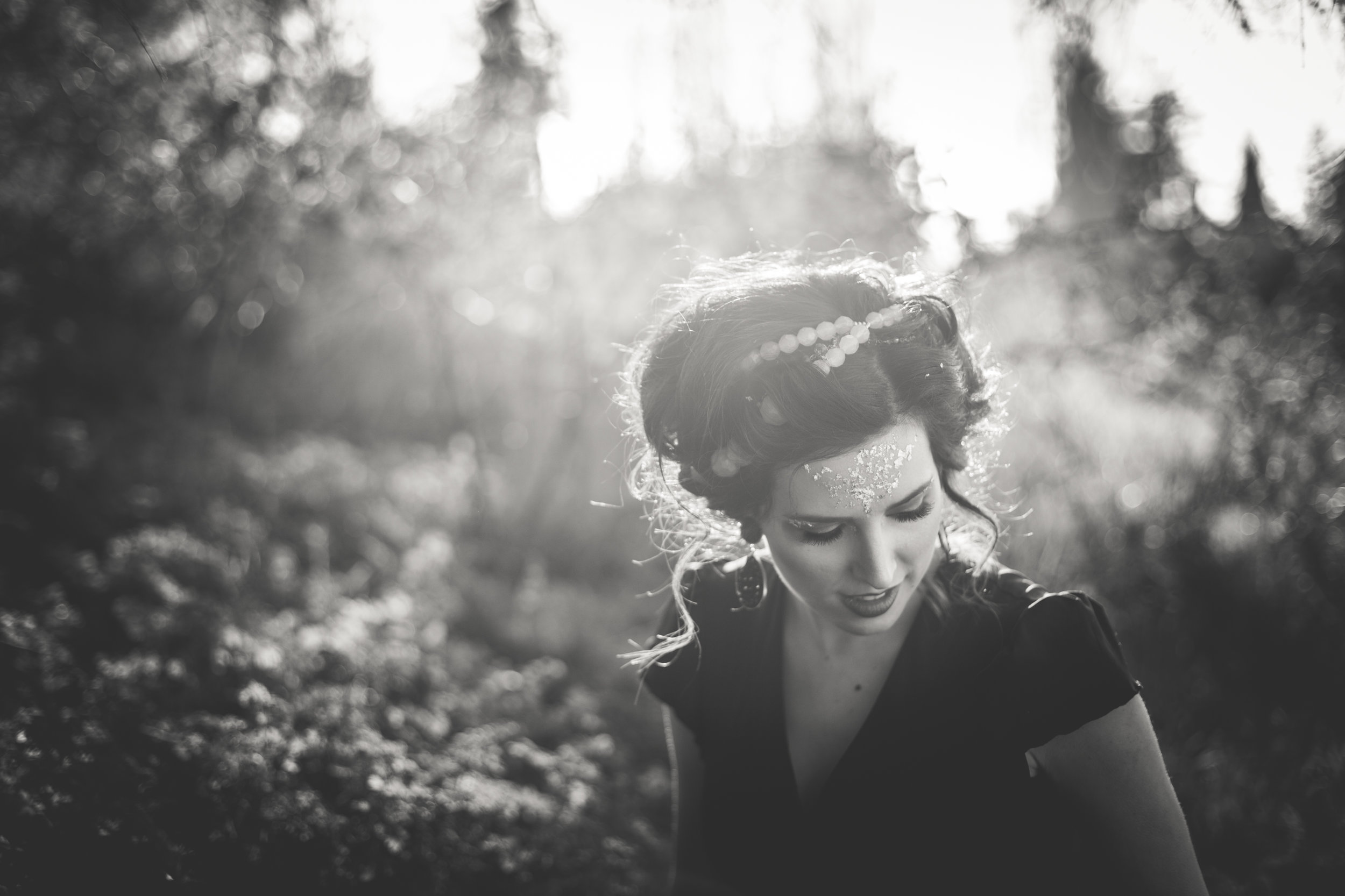 beauty portrait black and white parksville bc