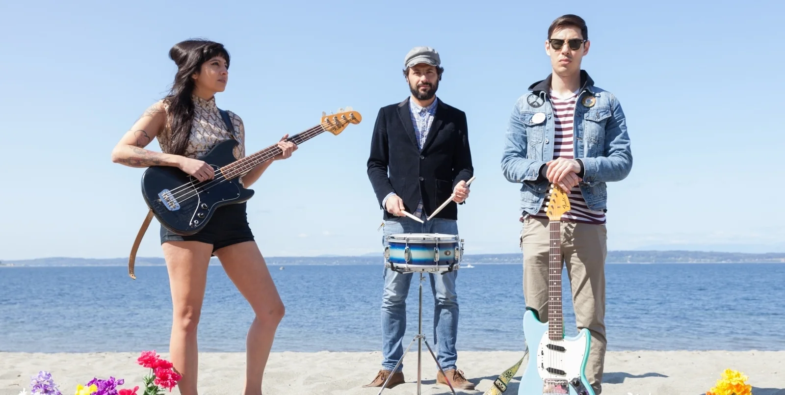 Acapulco_Lips_Trevor_Crump_Golden_Gardens_May_2015-2-2.jpg