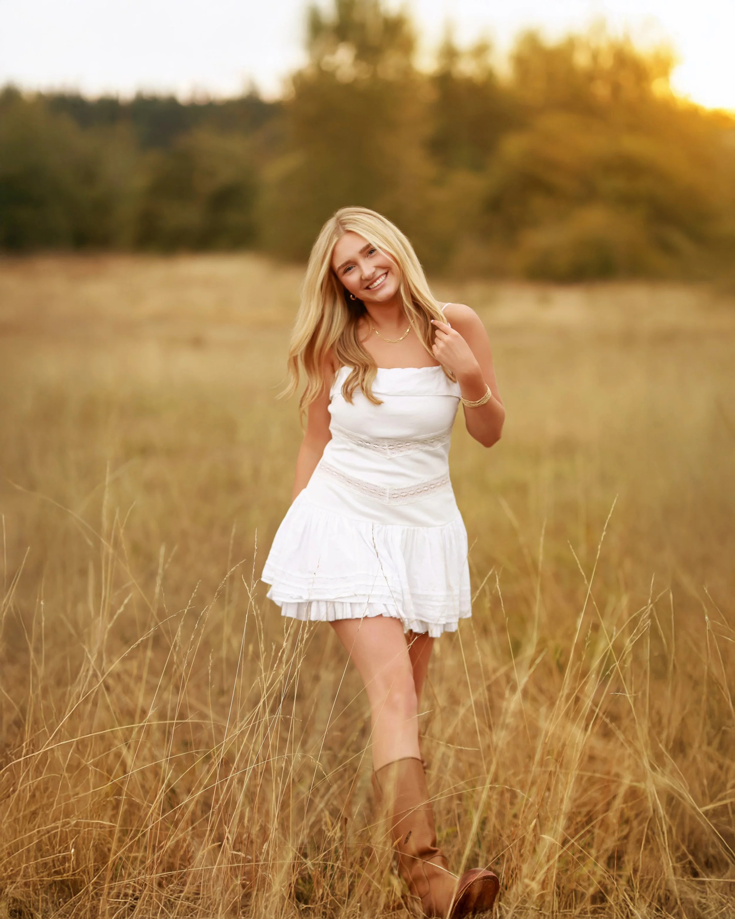 PortlandSeniorPhotographer-(13 of 16).jpg