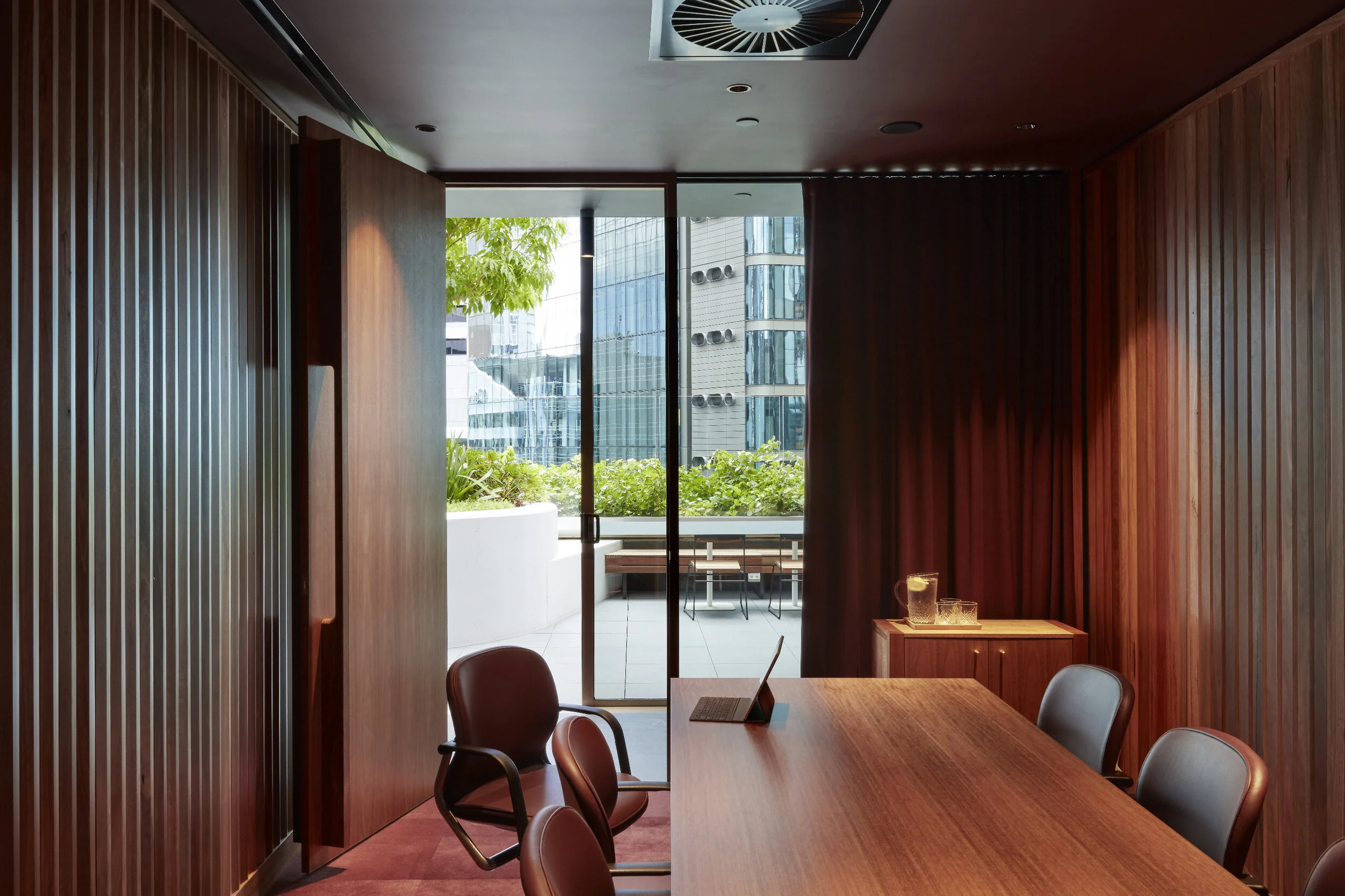 ©CFJ_McConaghy Prop-12 copy.jpg