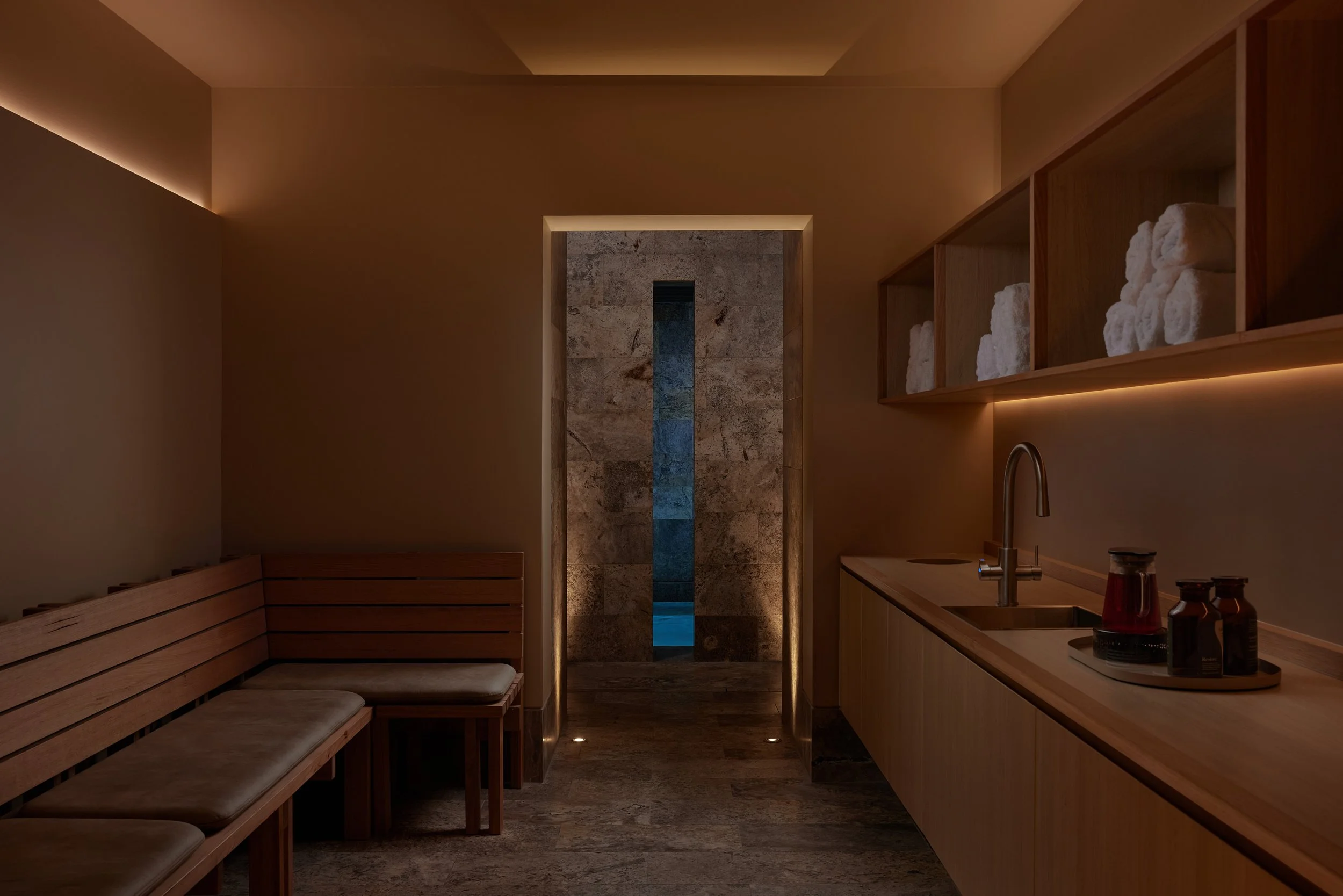 ALBION BATHHOUSE_15.07.24 1999.jpg