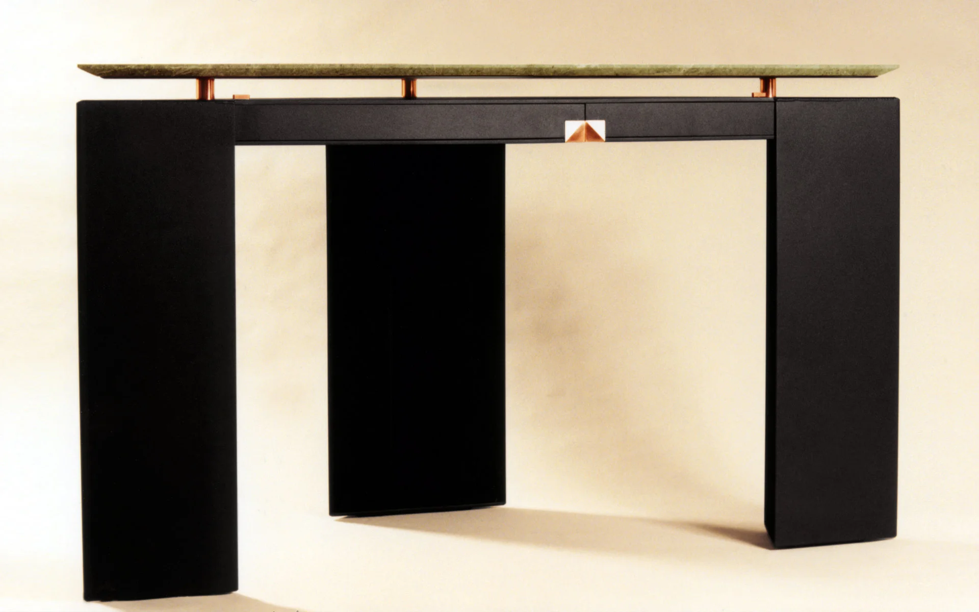 desk-profile.jpg