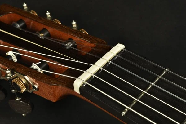 Zero-Fret_Web.jpg