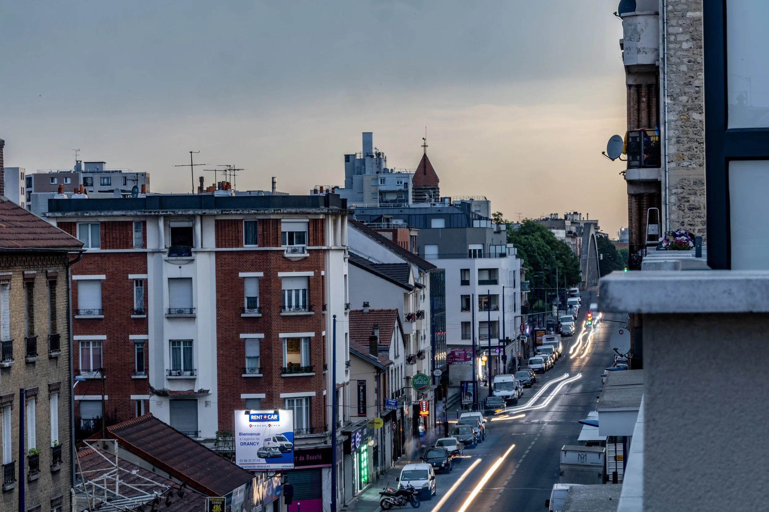 Long exposure on the streets of Paris.