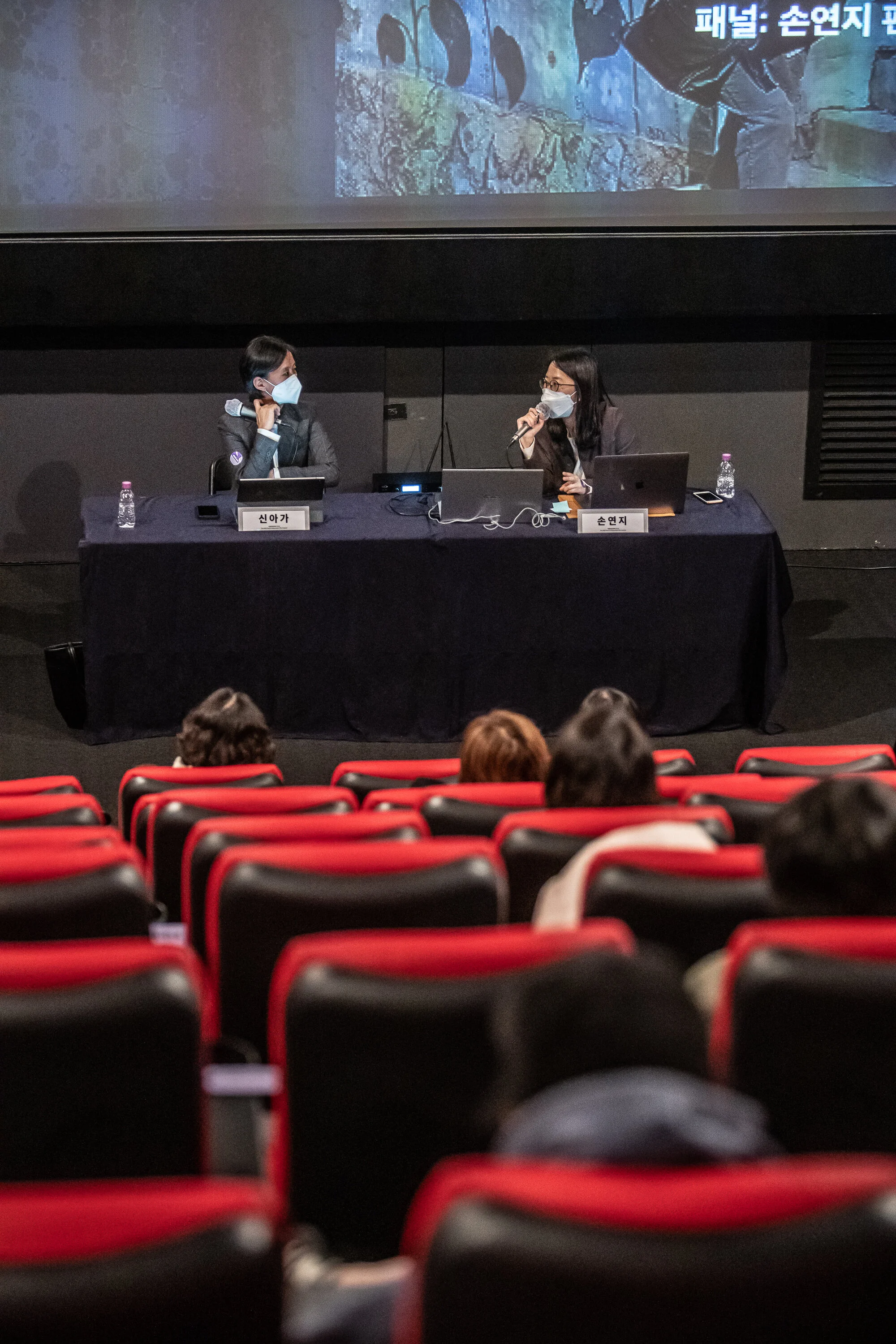 SIFF2020_1127_창작자의 작업실 1-16.jpg