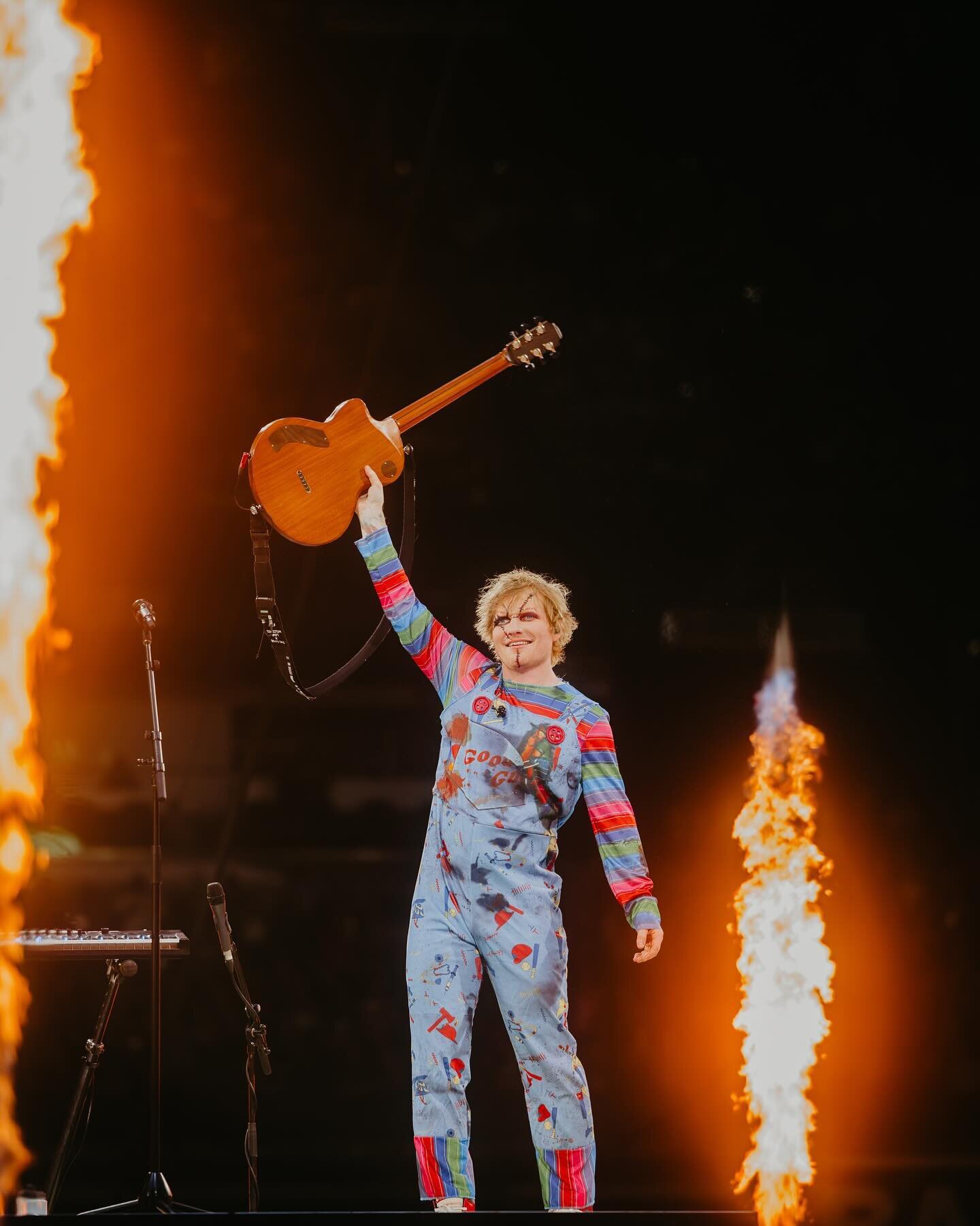 @teddysphotos performing as Chucky at @allegiantstadium X-XXVIII-MMXXIII

Shot with @canonusa R5 + 70-200, using a @tiffencompany pro mist 1/4 filter. 

#edsheeran #teddysphotos #allegiantstadium #nolenryan